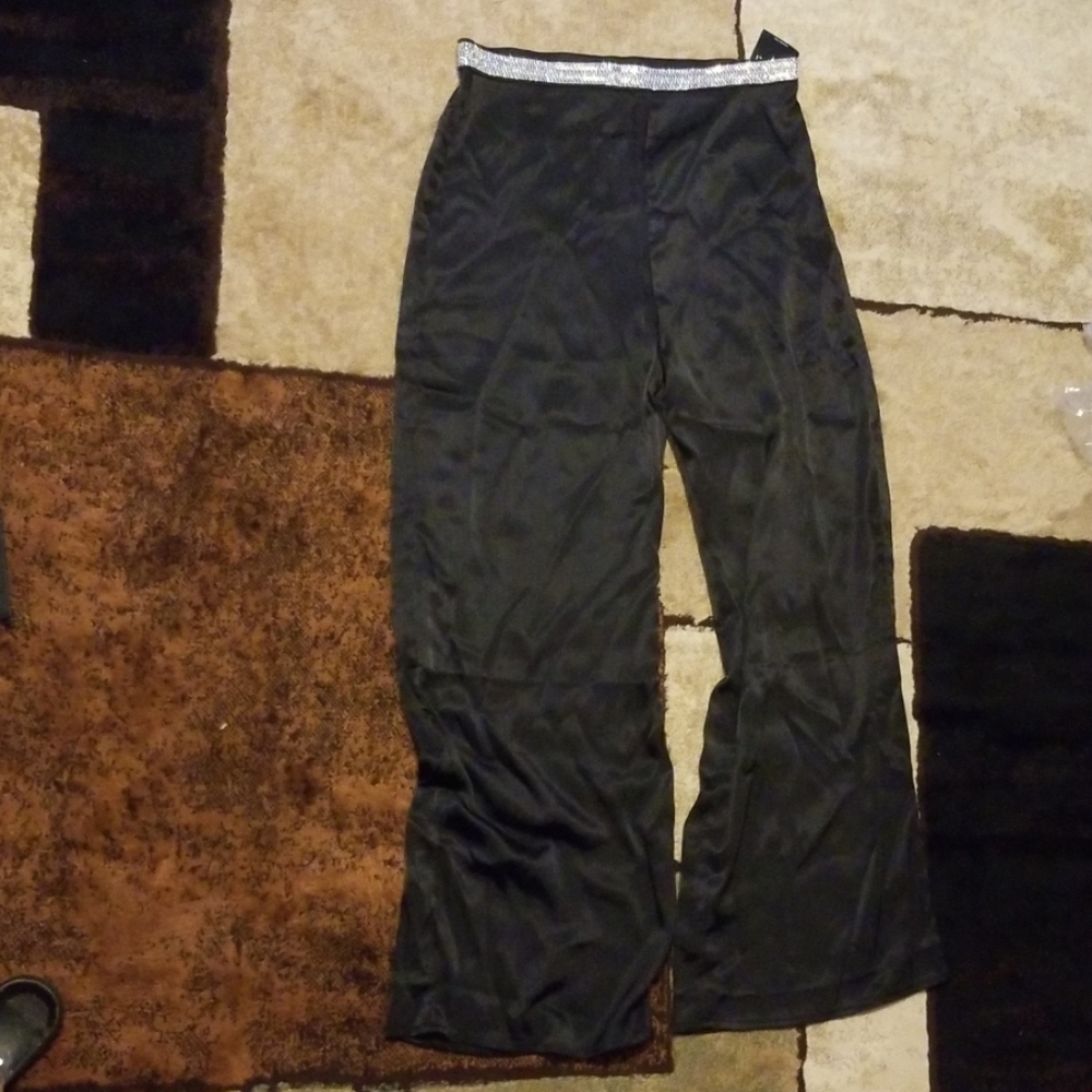 Brand new dress pants with diamond waistband